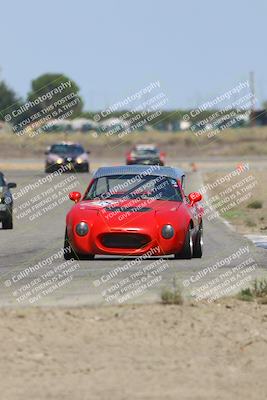 media/Sep-28-2025-24 Hours of Lemons (Sun) [[5dfe0e5f6e]]/11am (Cotton Corners)/